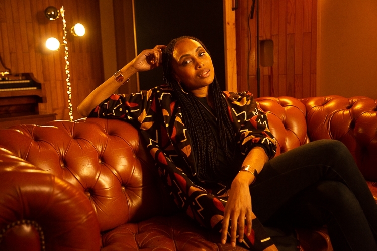 Imany sur Acoustic “Love” Sessions